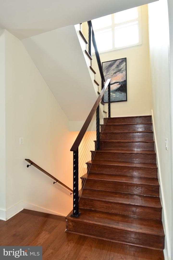 5802 Wilmett Rd photo 31