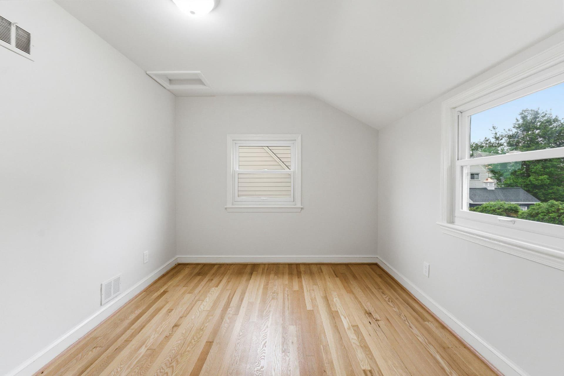 10143 Dallas Avenue photo 32