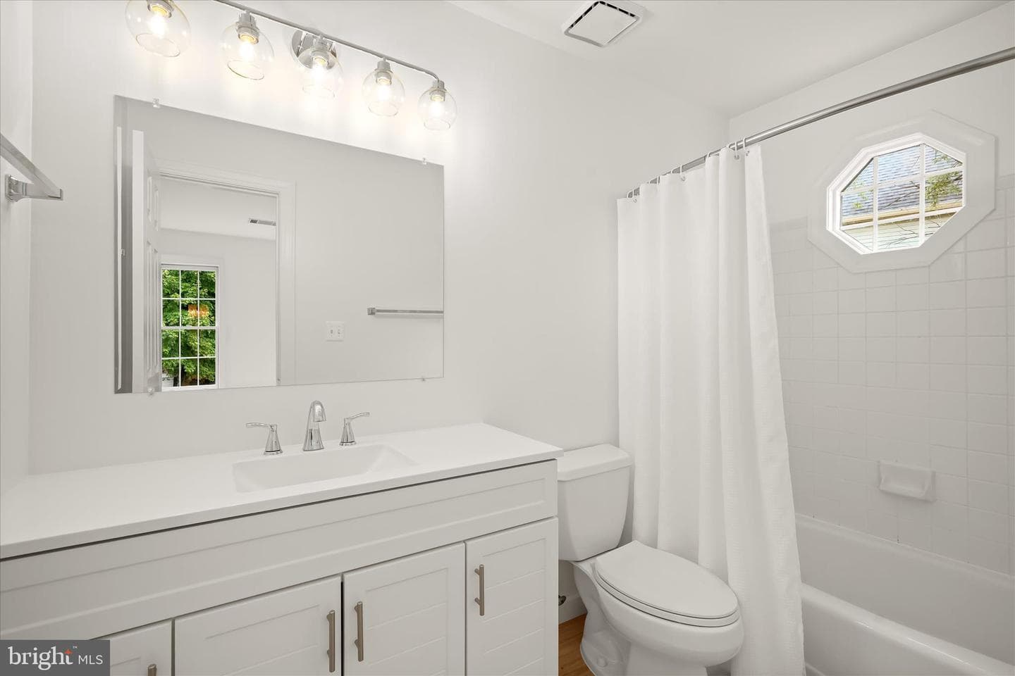 15300 Kwanzan Court photo 42