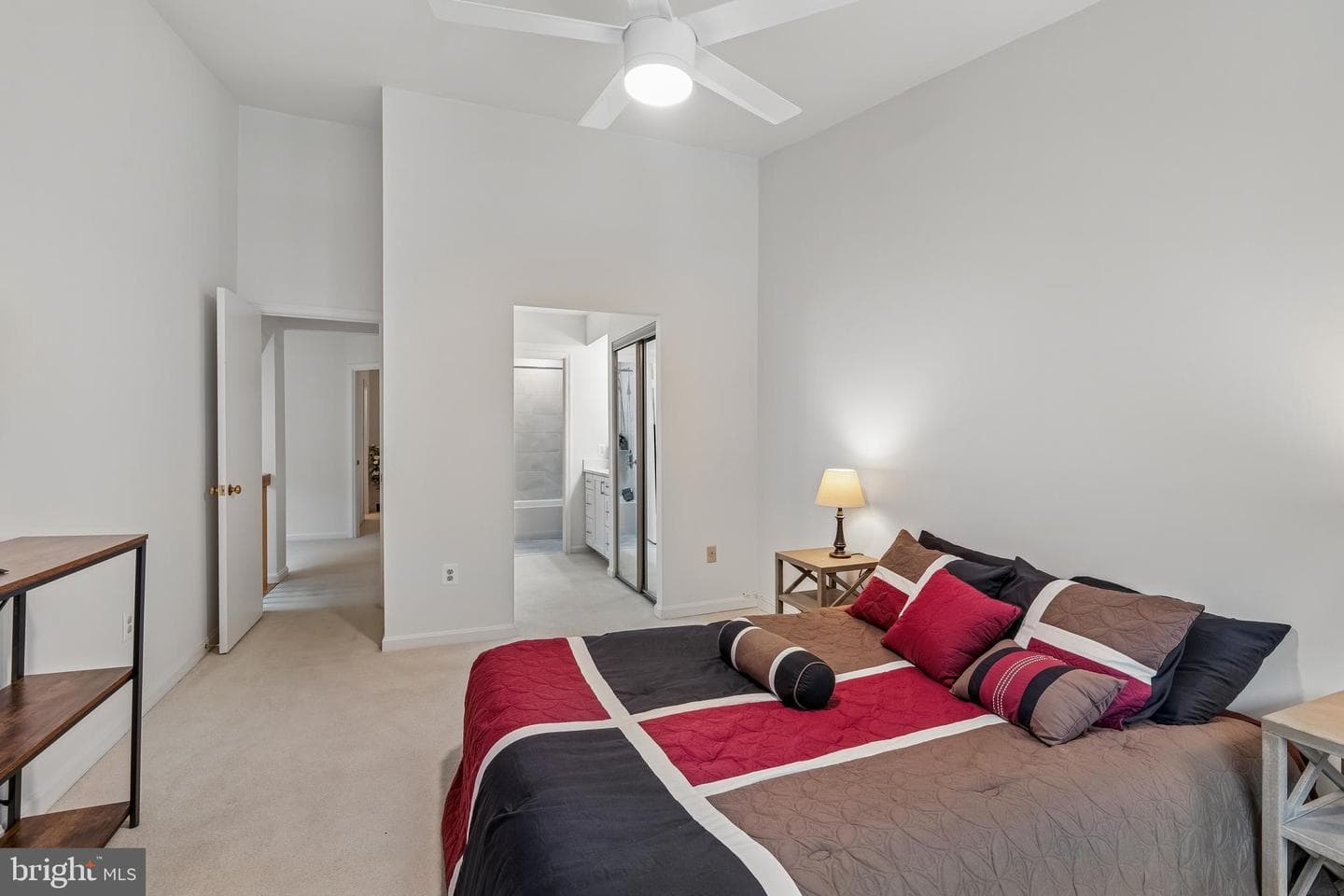 2 Tivoli Lake Court photo 22