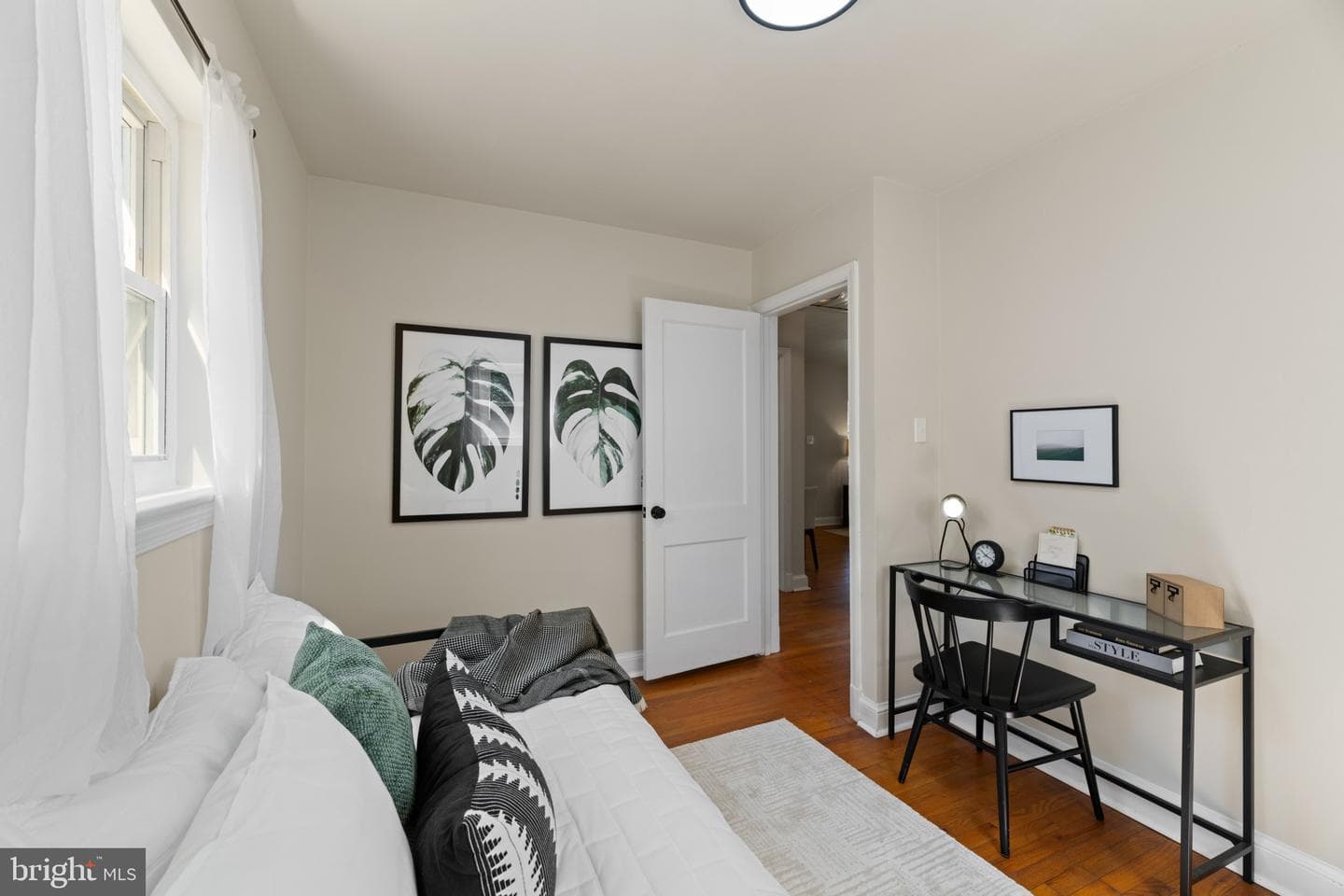 10205 Douglas Avenue photo 14