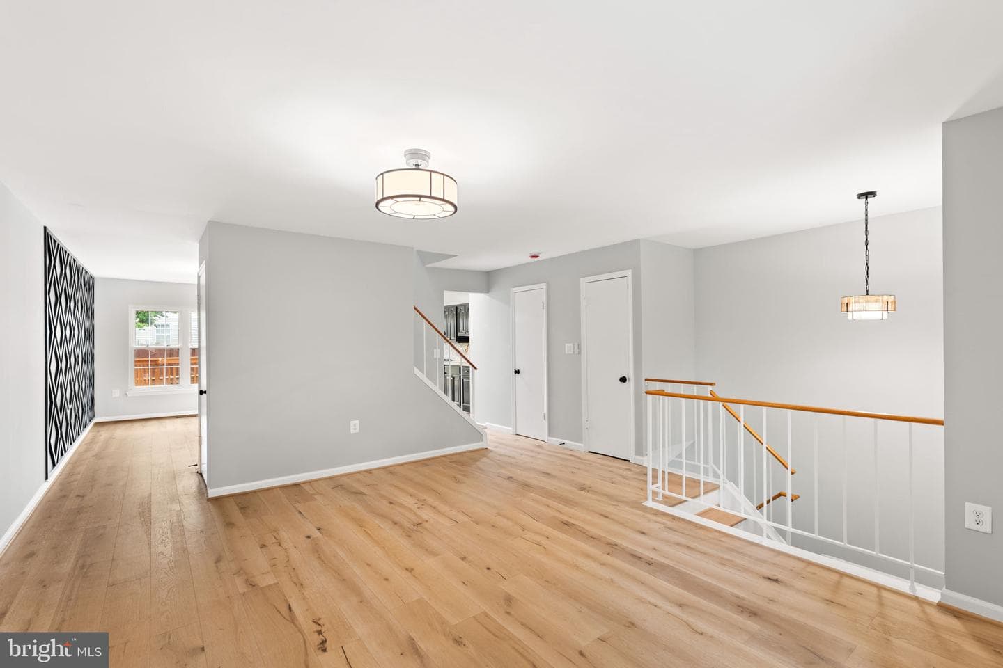 405 Amberfield Lane photo 9