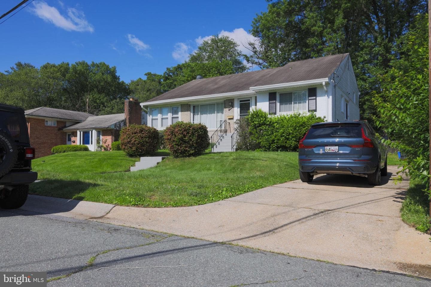 9200 Chanute Drive photo 3