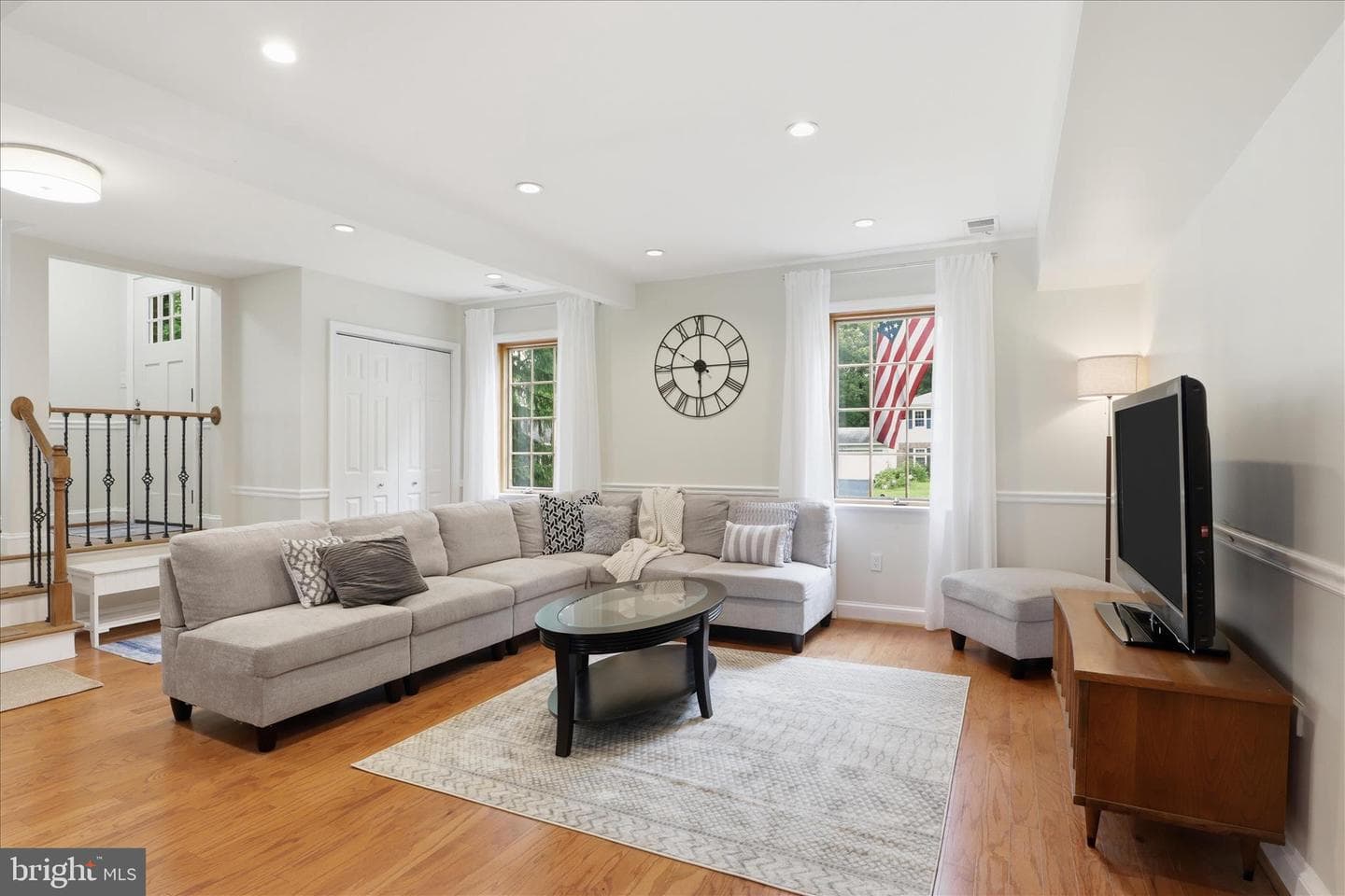 6939 Wick Lane photo 16