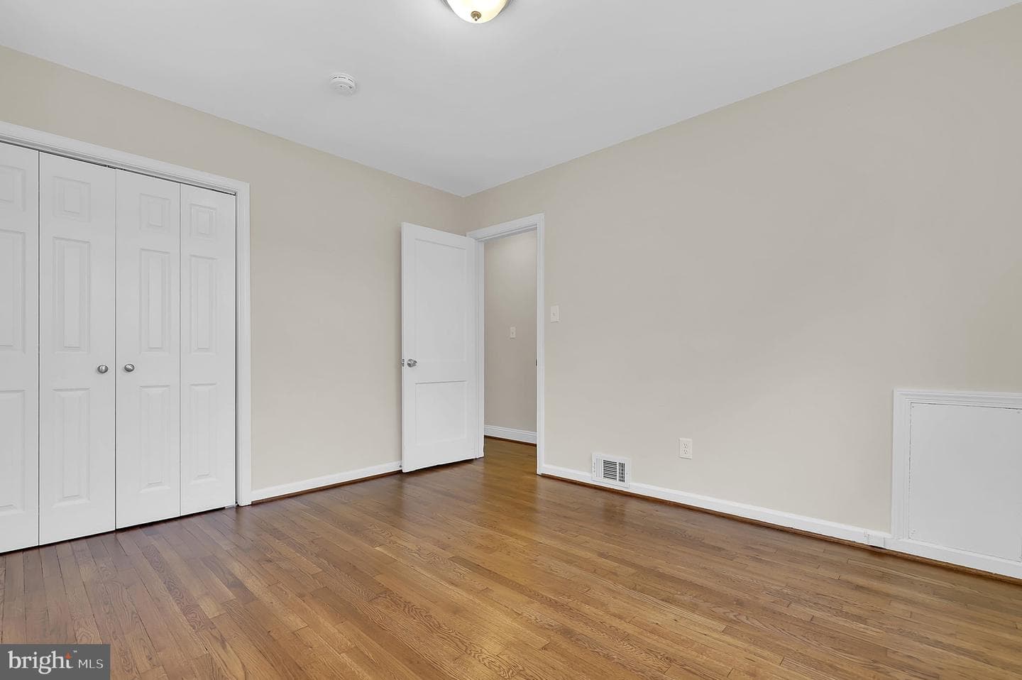 10307 Insley Street photo 16