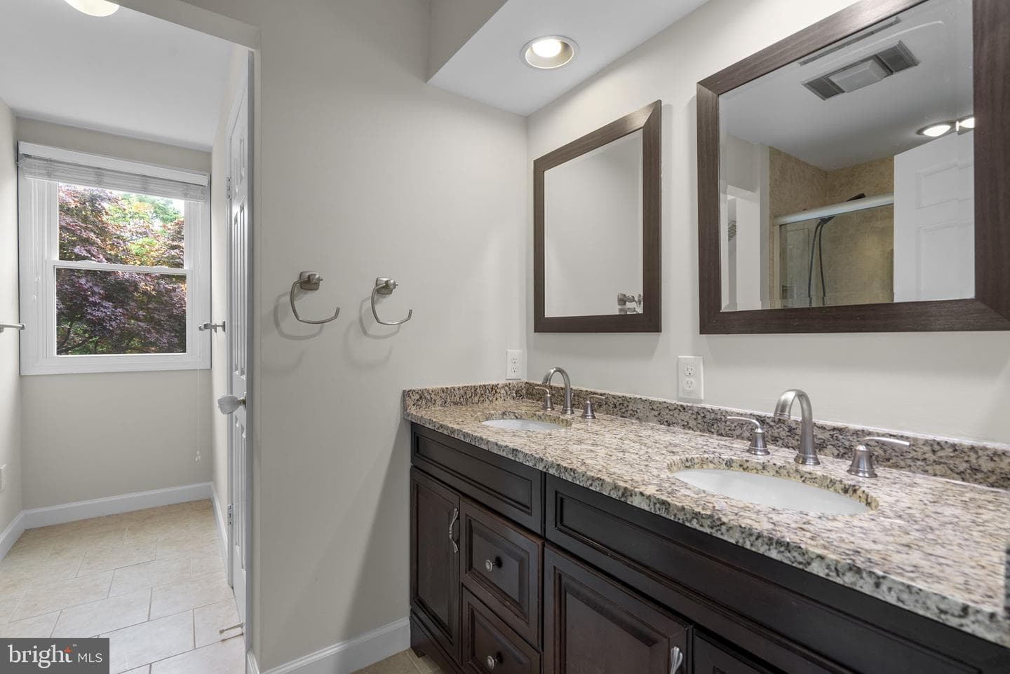1119 Halesworth Drive photo 25