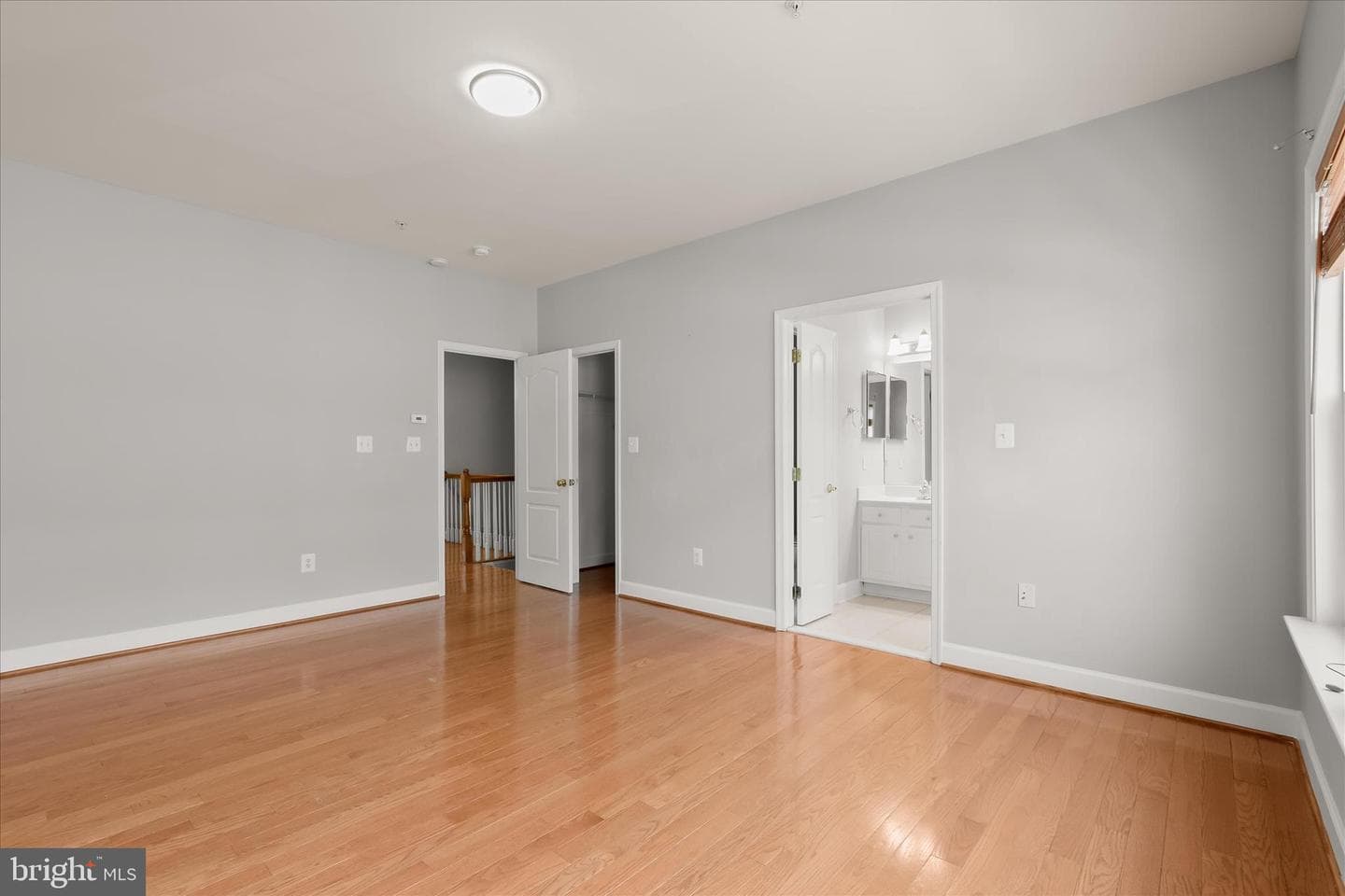 563 Pelican Ave photo 28