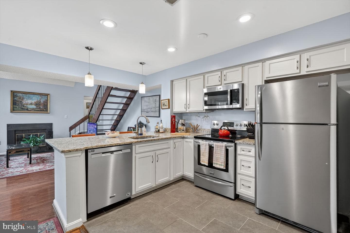 10839 Amherst Avenue #b photo 9