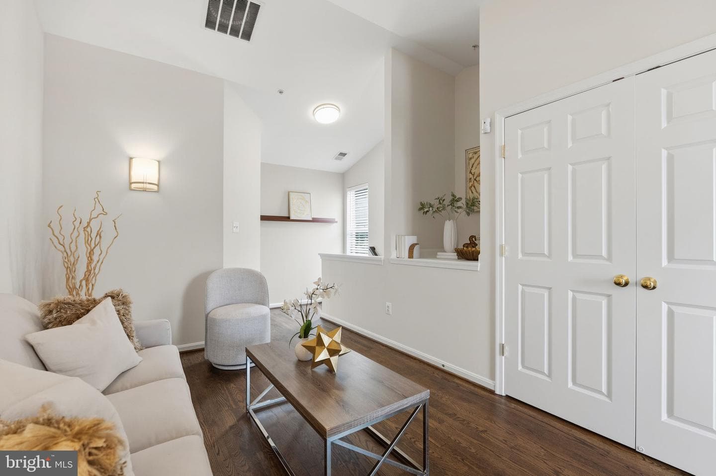 1324 Main Mews photo 48