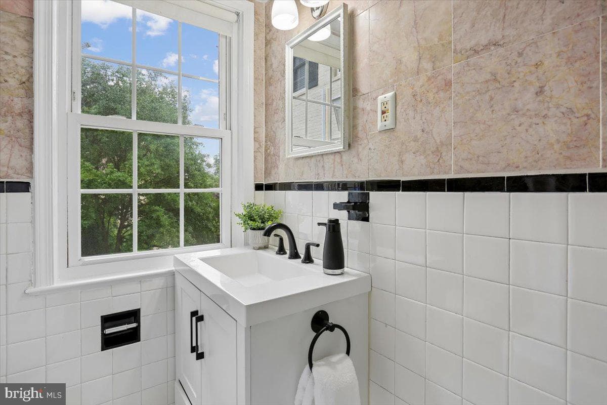 8205 Grubb Road #101 photo 15