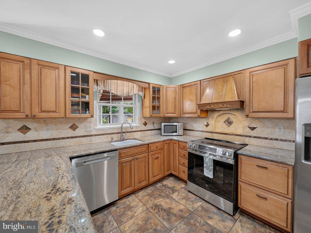 9413 Vineyard Haven Drive photo 21