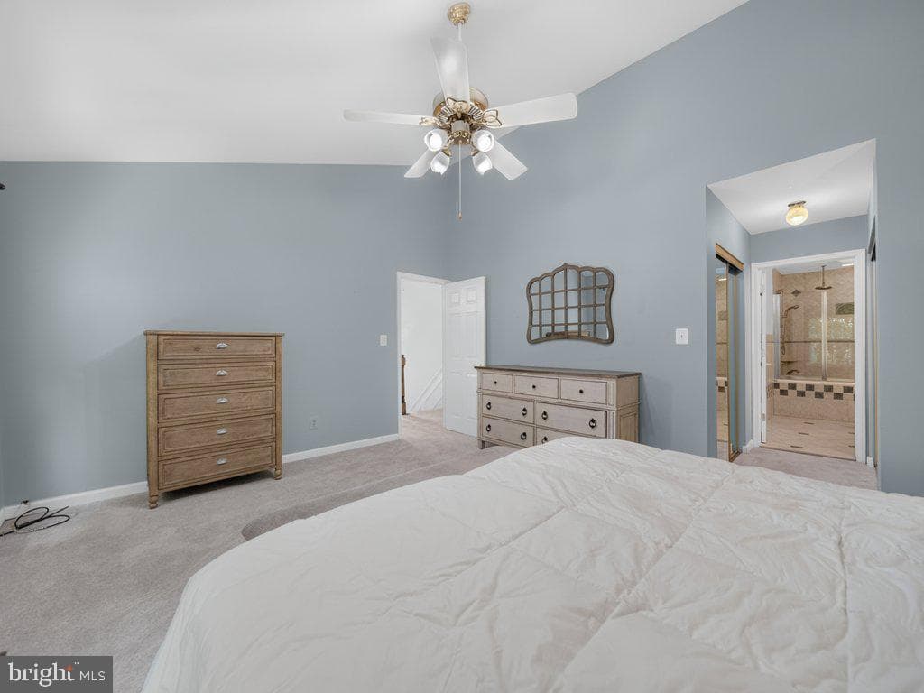 9413 Vineyard Haven Drive photo 40