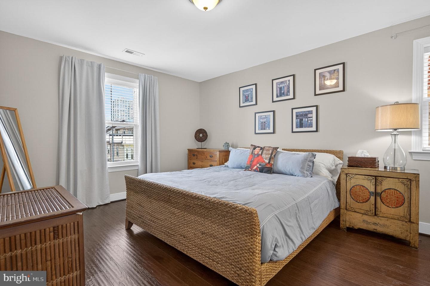 310 Crown Park Avenue photo 45
