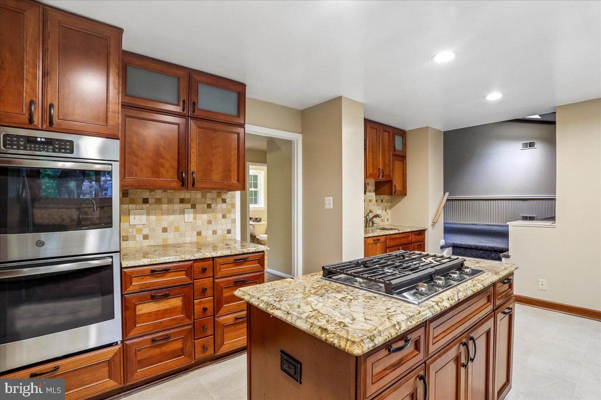 11704 Stonington Place photo 19