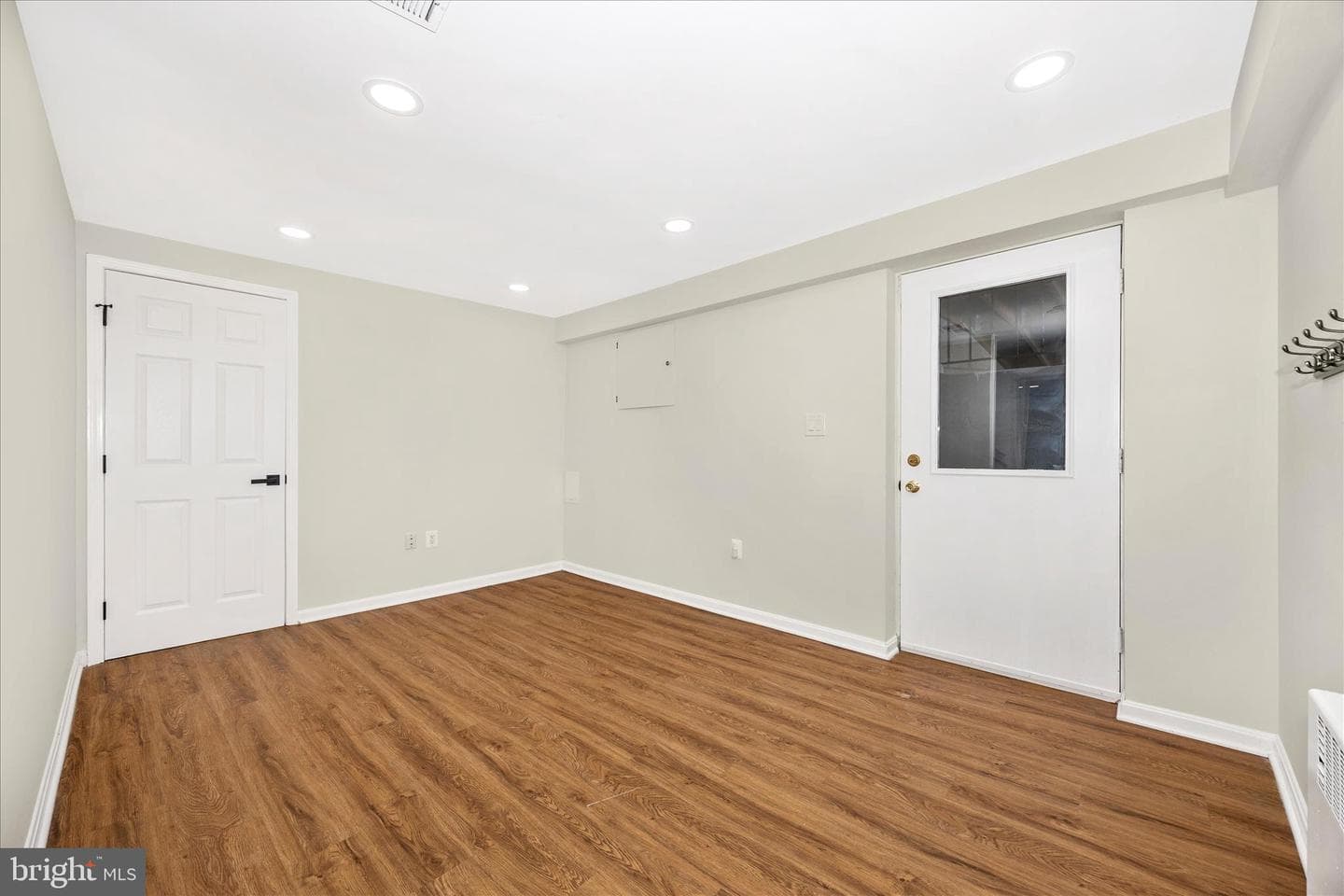 16215 Redland Road photo 32