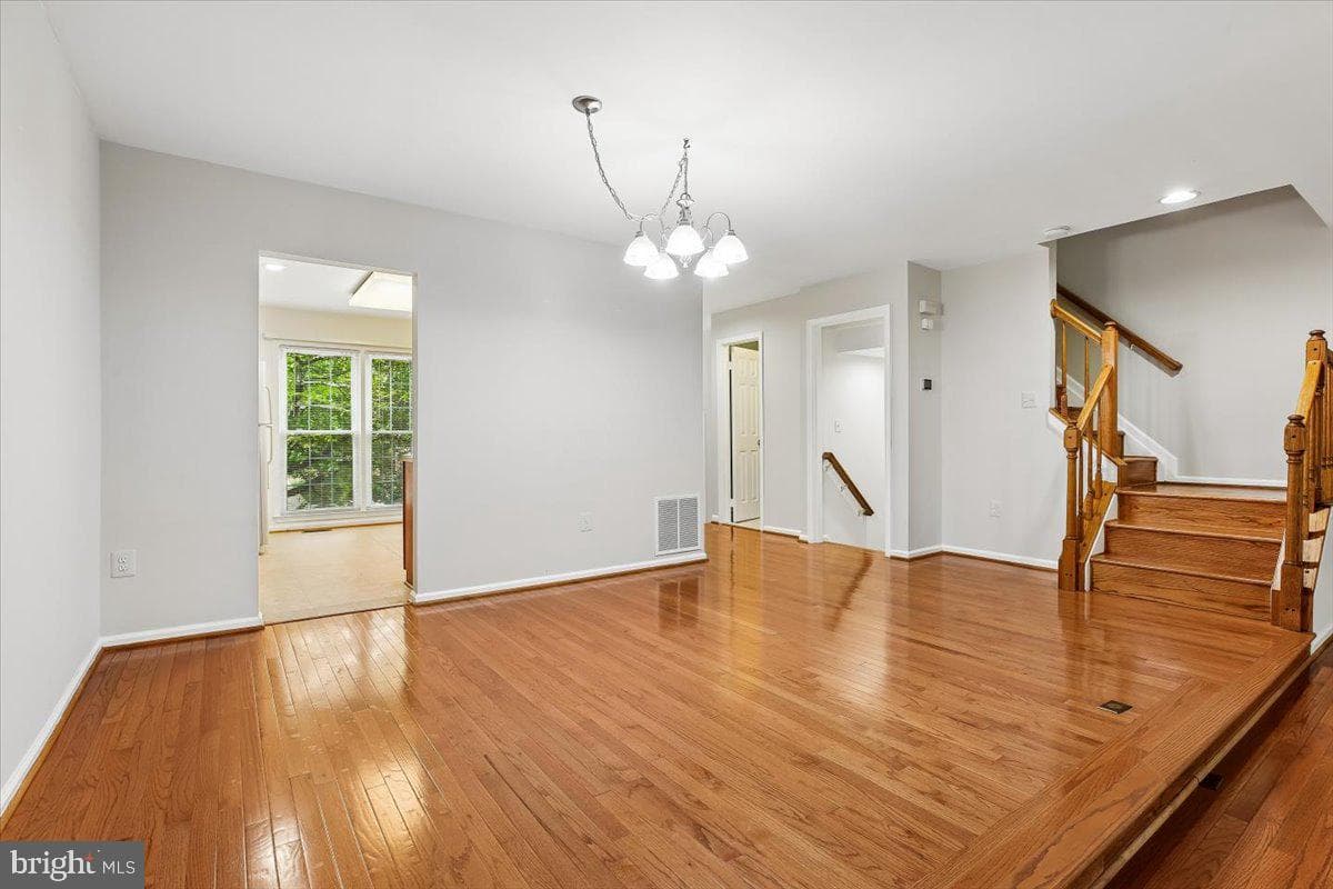6024 Loganwood photo 23