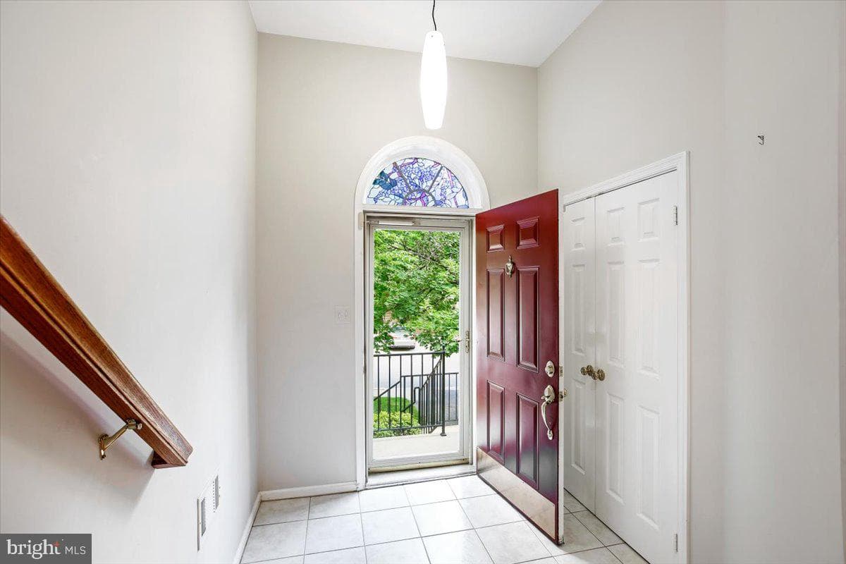 6024 Loganwood photo 8