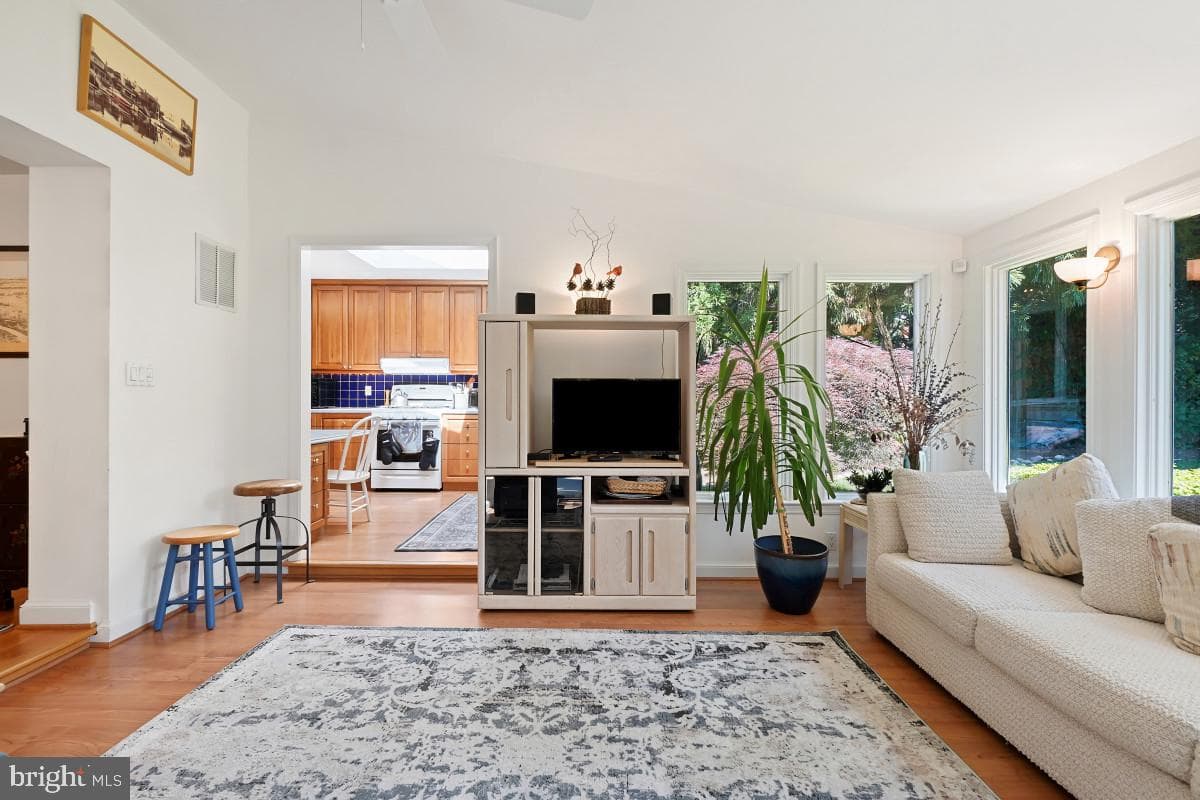 6307 Blackwood Road photo 21