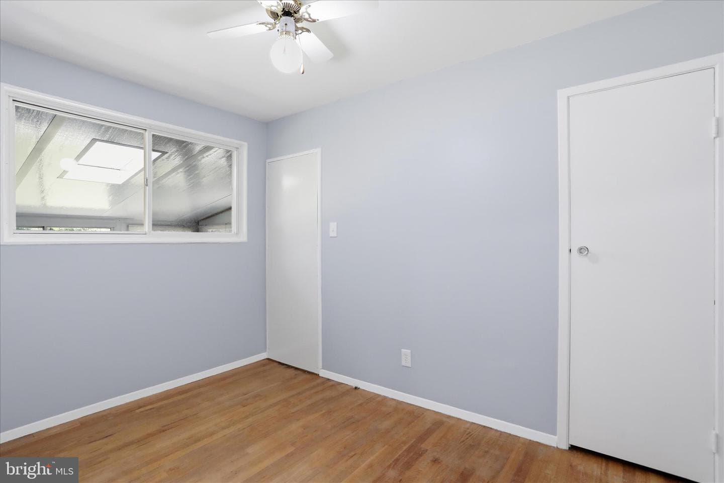 1014 Scott Avenue photo 8