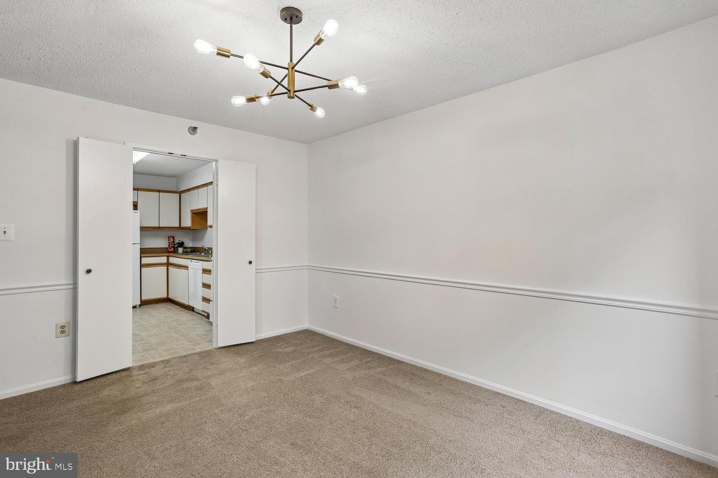 15100 Interlachen Drive #4-702 photo 18