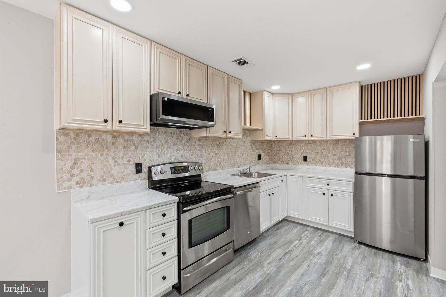 18323 Allspice Drive photo 11