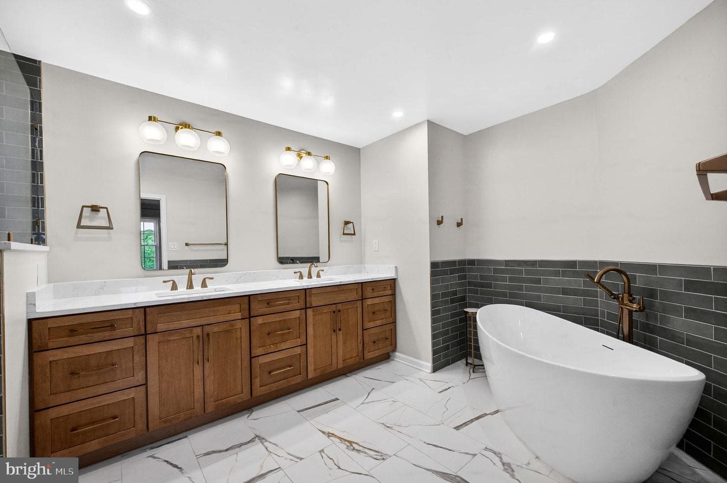 8016 Quarry Ridge Way photo 8