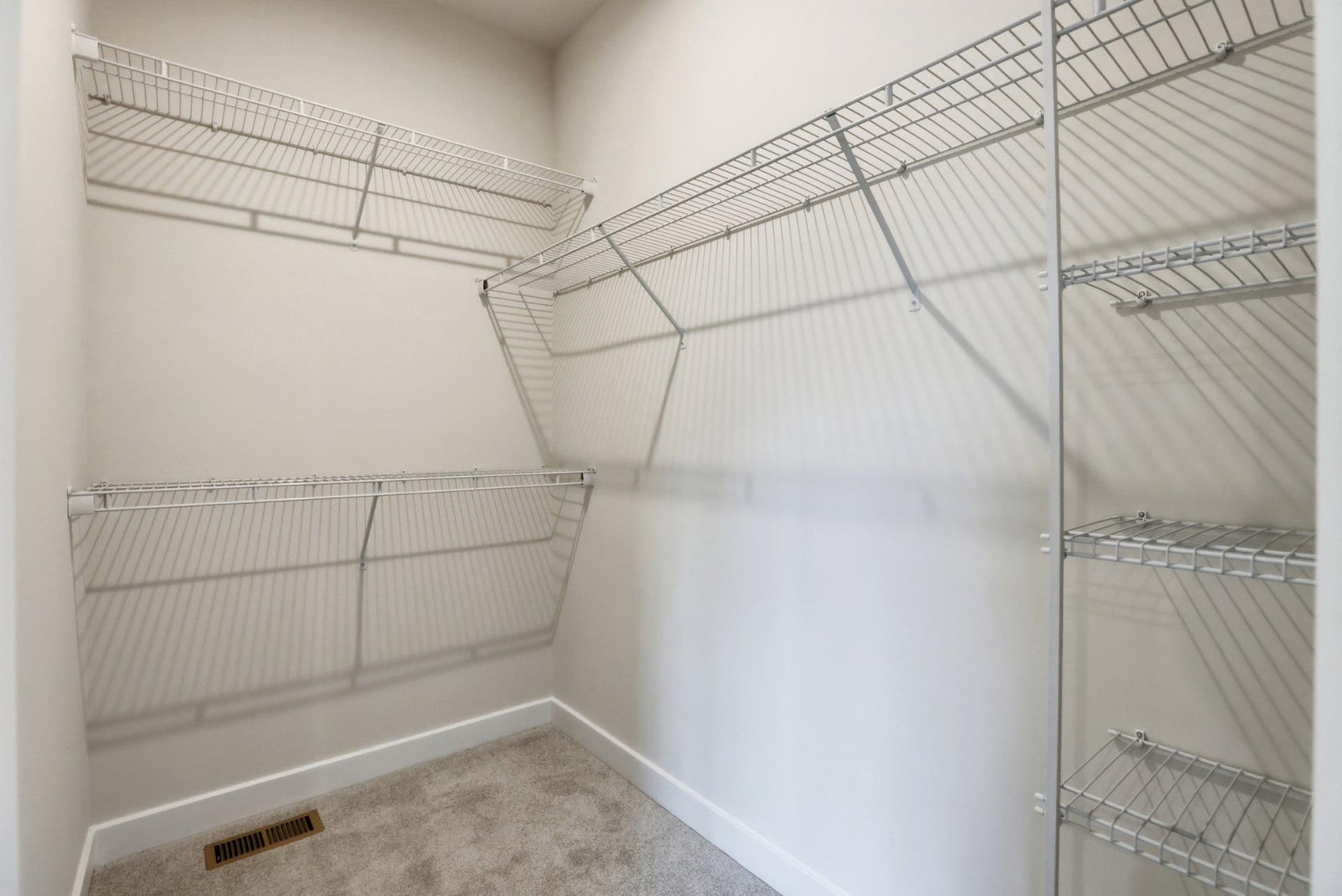 9417 Tall Oaks Court photo 27