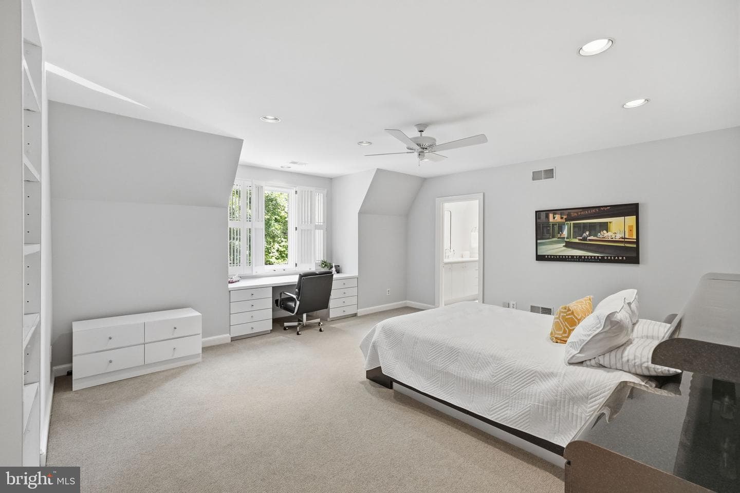 8917 Harvest Square Court photo 46