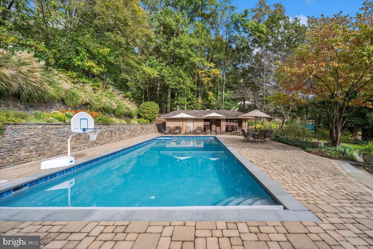 8917 Harvest Square Court photo 64