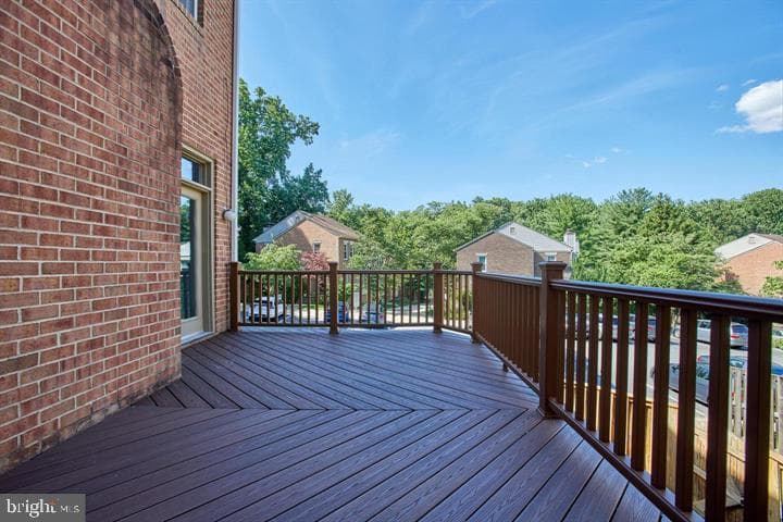 4836 Cloister Drive photo 5