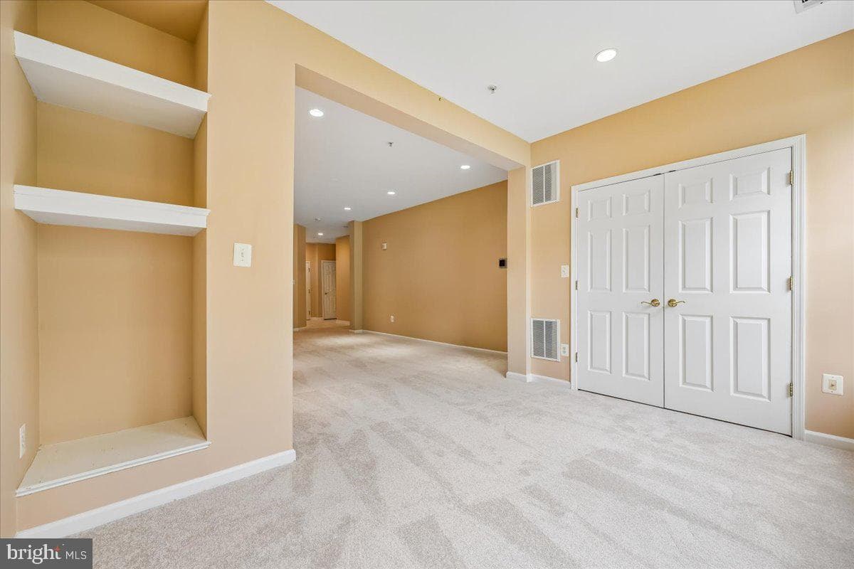 311 High Gables Drive #101 photo 17