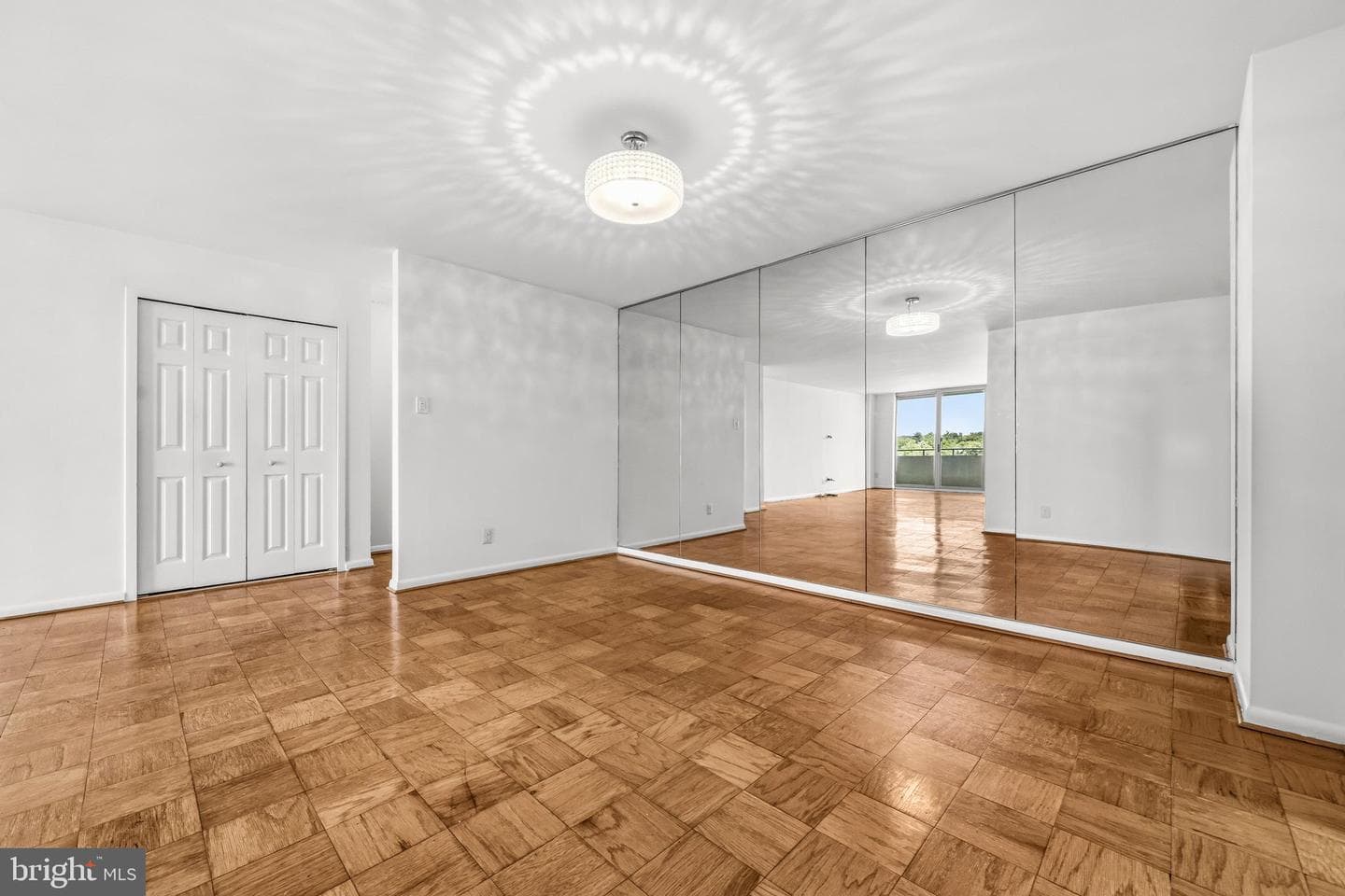 5101 River Road #1103 photo 23
