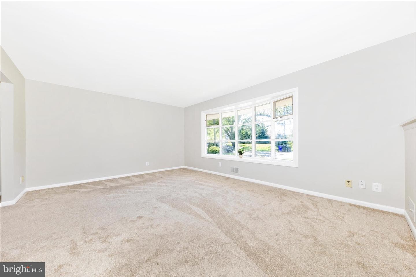11813 Renick Lane photo 3