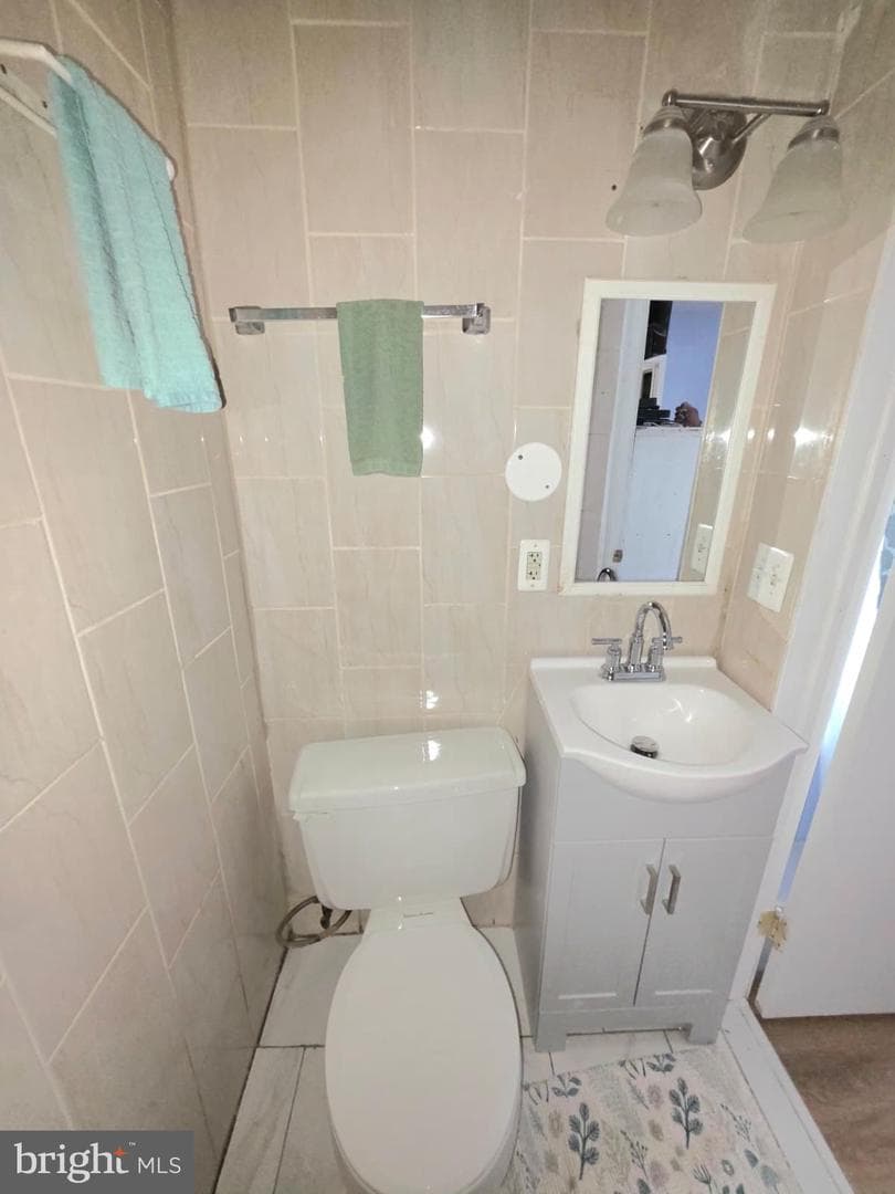 9105 Chesley Knoll Court photo 22