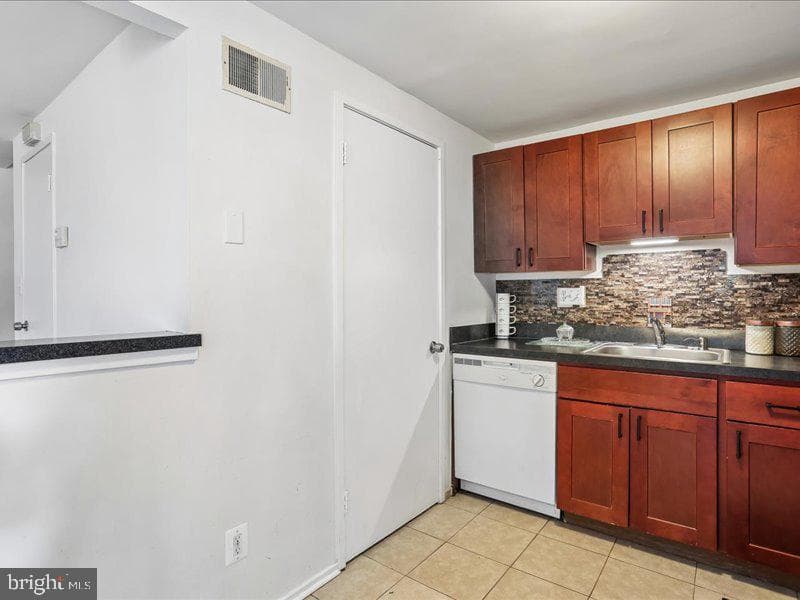 18645 Nathans Place photo 8