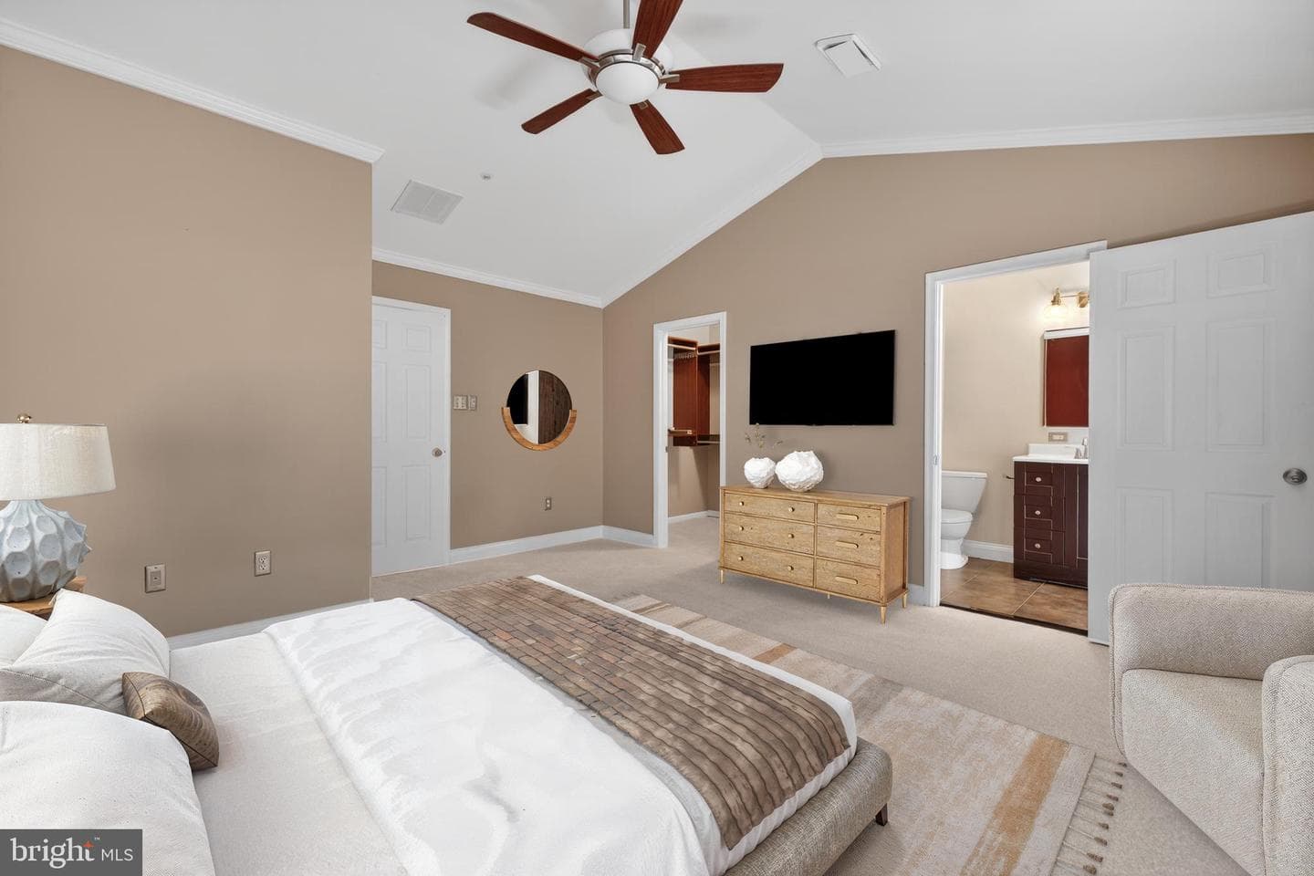 13026 Shamrock Glen Drive photo 12