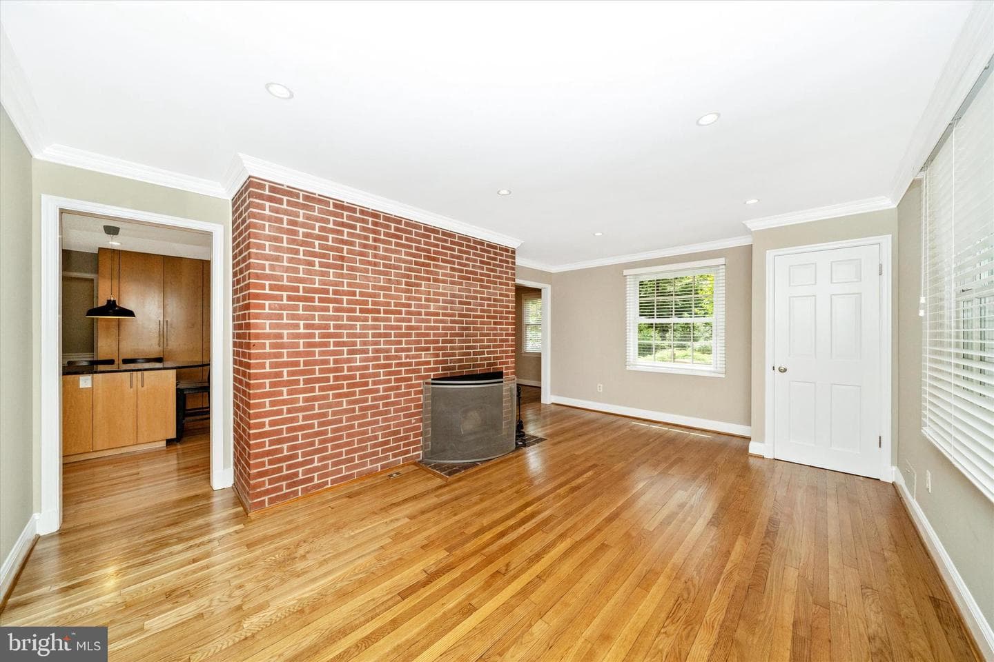 1100 Notley Road photo 16