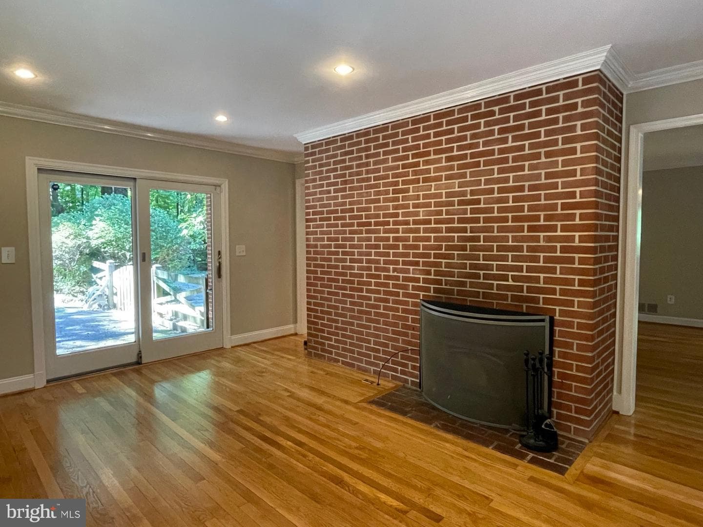 1100 Notley Road photo 17