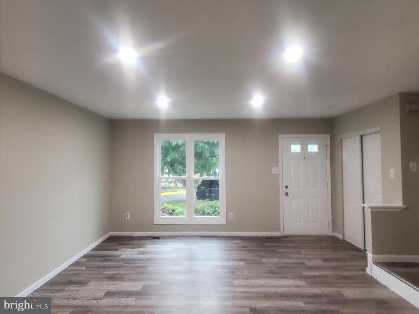 14813 Hammersmith Circle photo 4