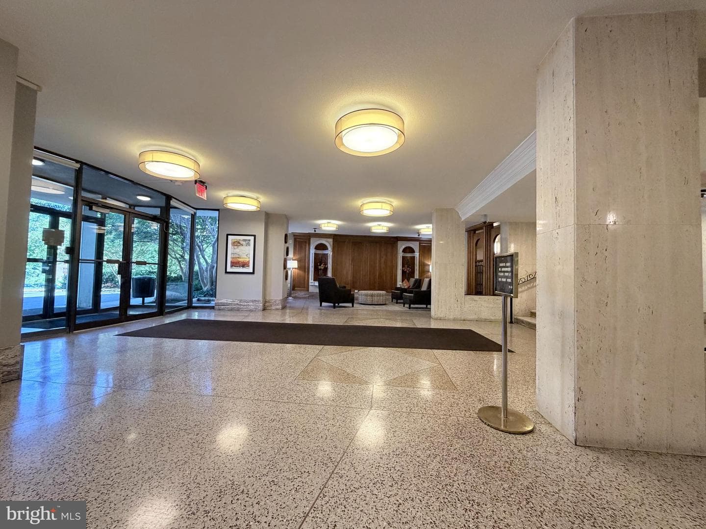 1121 University Boulevard W #1402-B photo 19