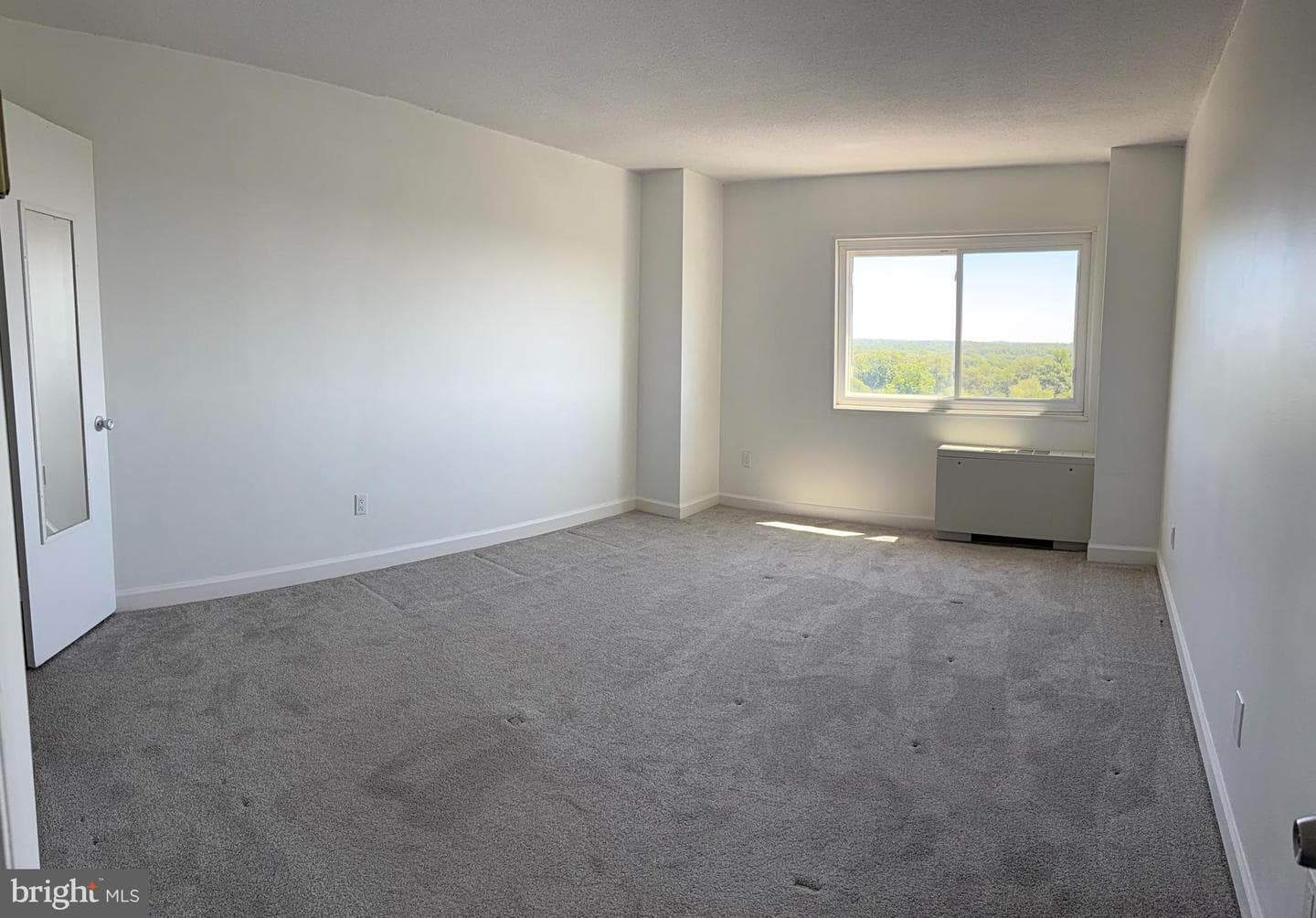 1121 University Boulevard W #1402-B photo 25