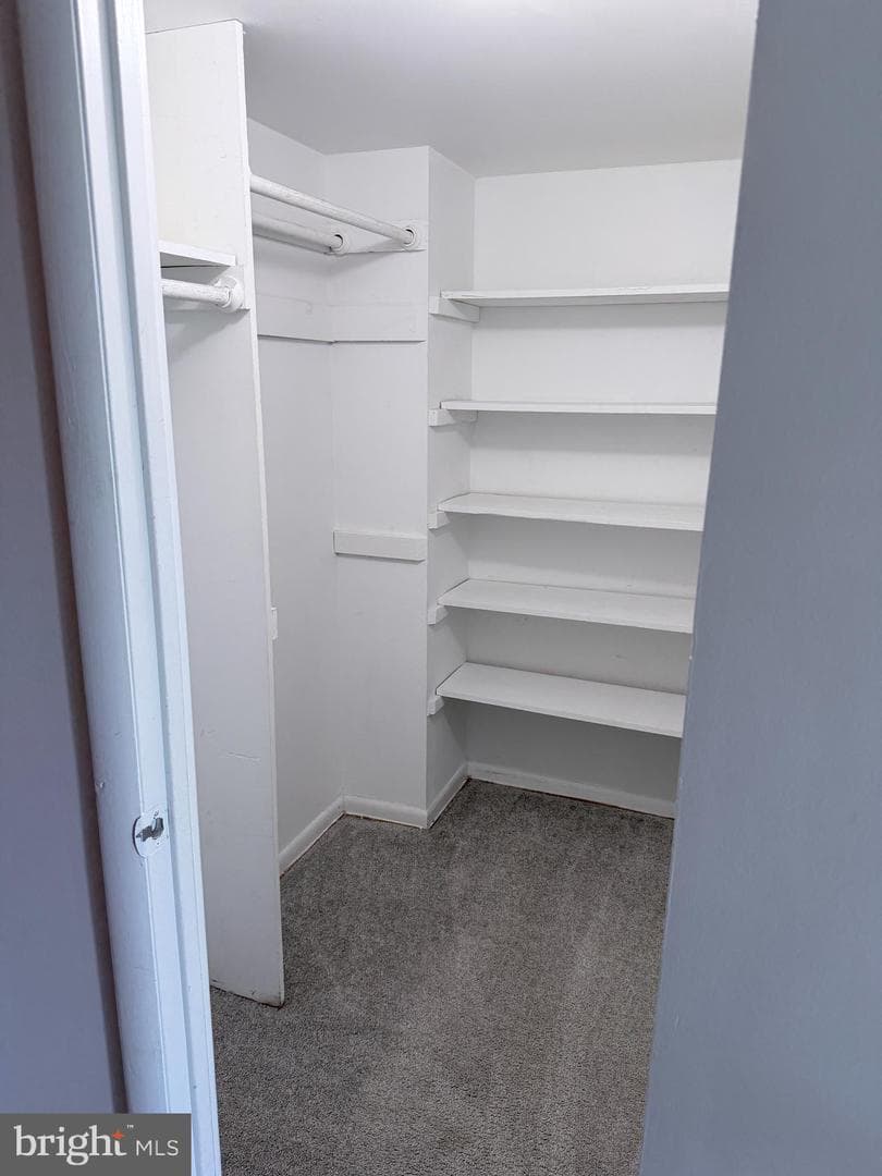1121 University Boulevard W #1402-B photo 27