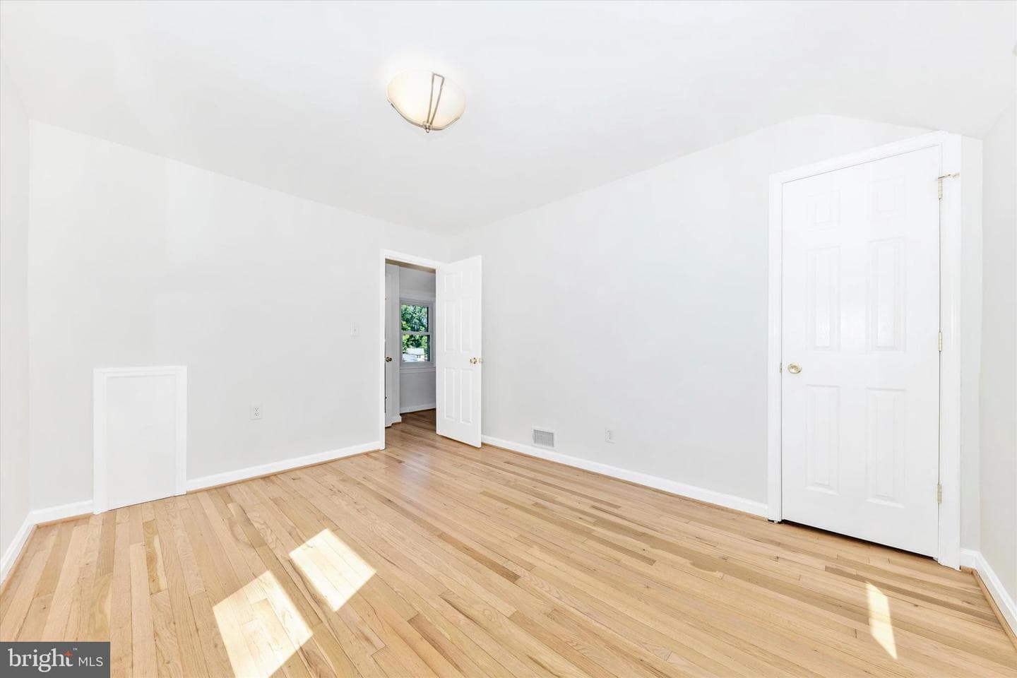 2714 Arvin Street photo 29