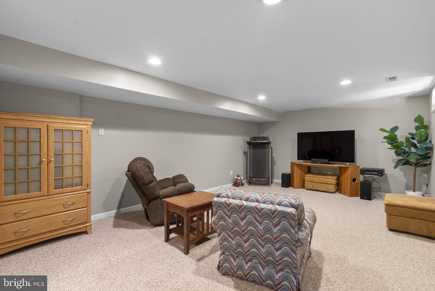 22335 Newcut Road photo 34