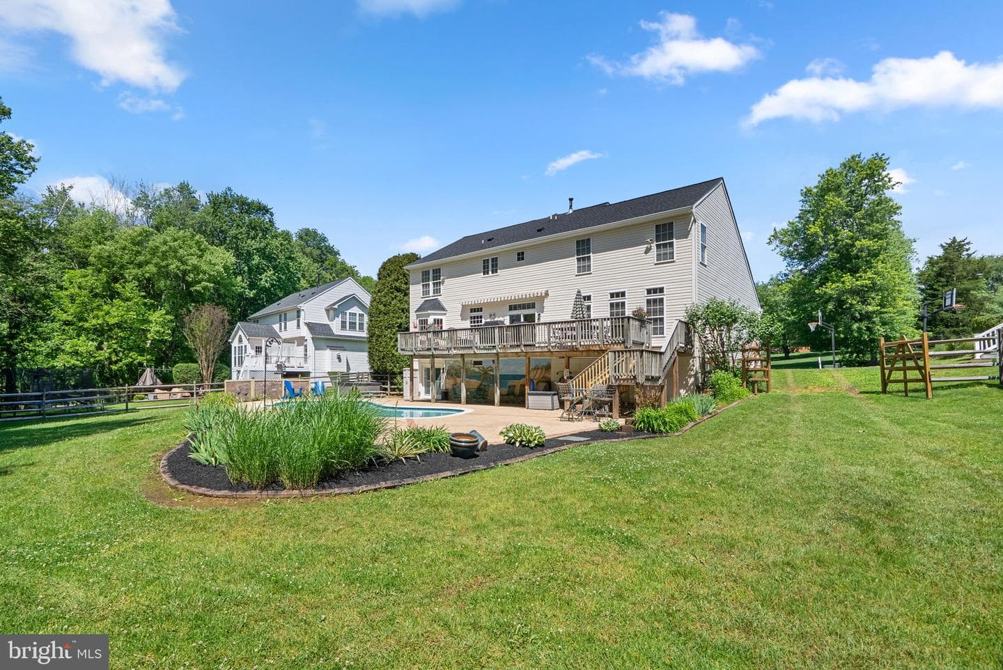 22335 Newcut Road photo 42