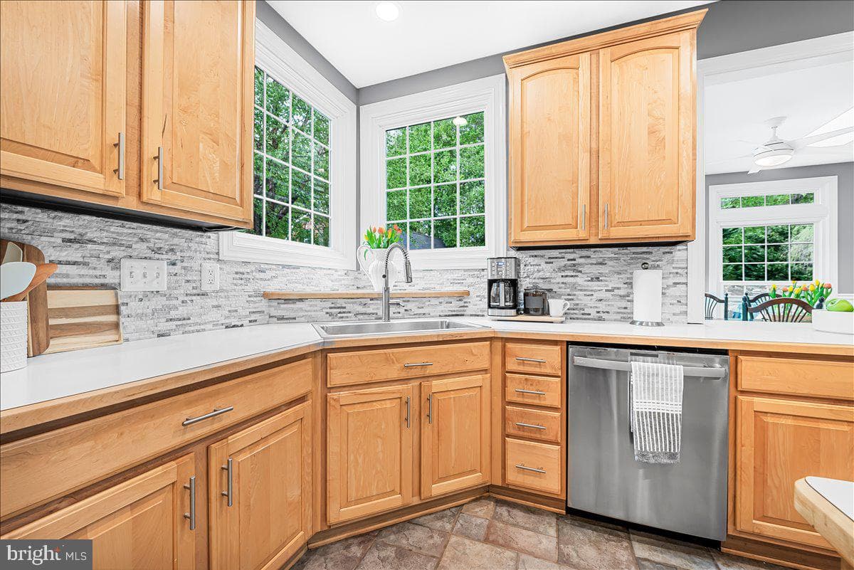 9653 Watkins Road photo 21