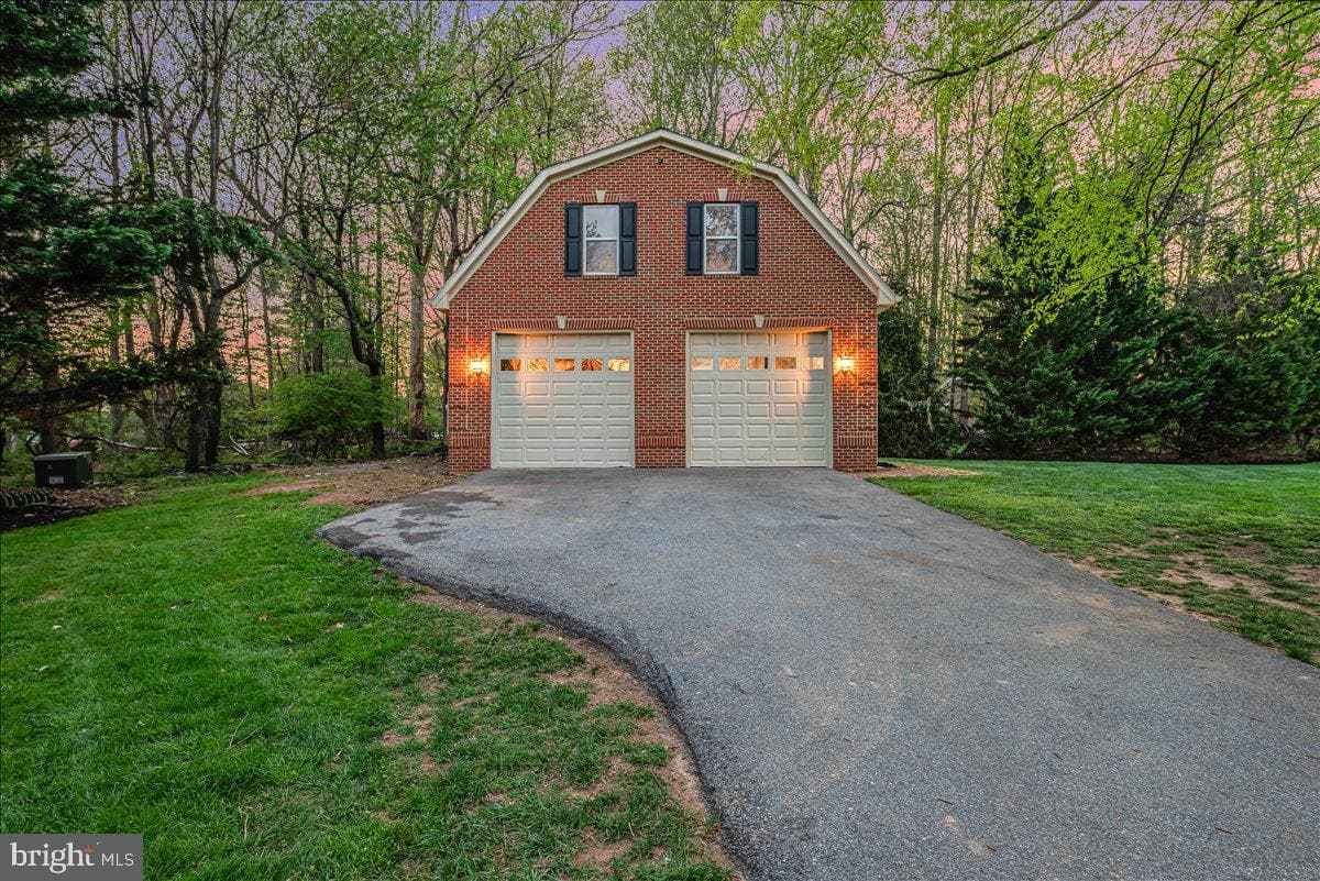 9653 Watkins Road photo 9