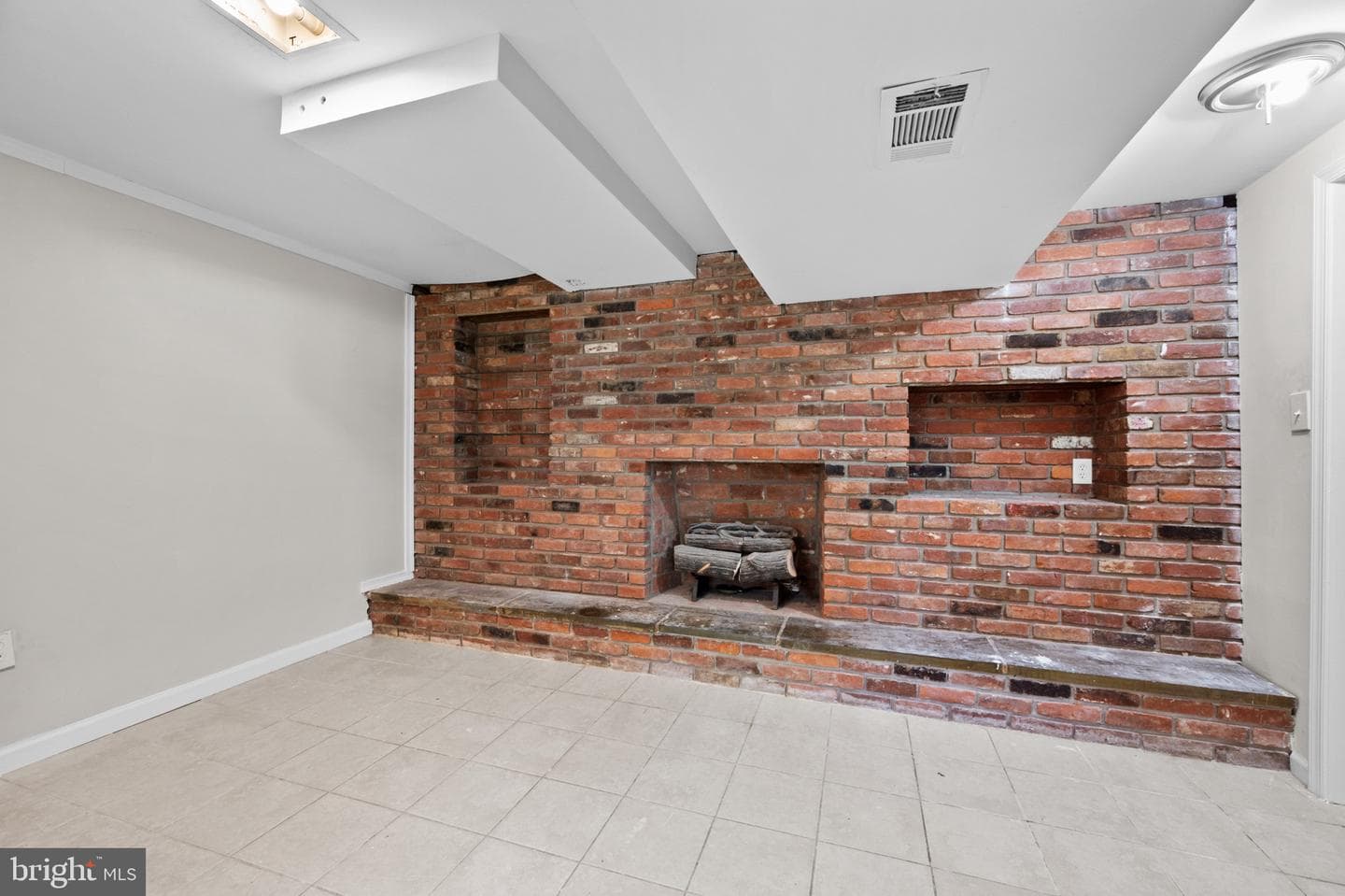 12405 Bushey Drive photo 20