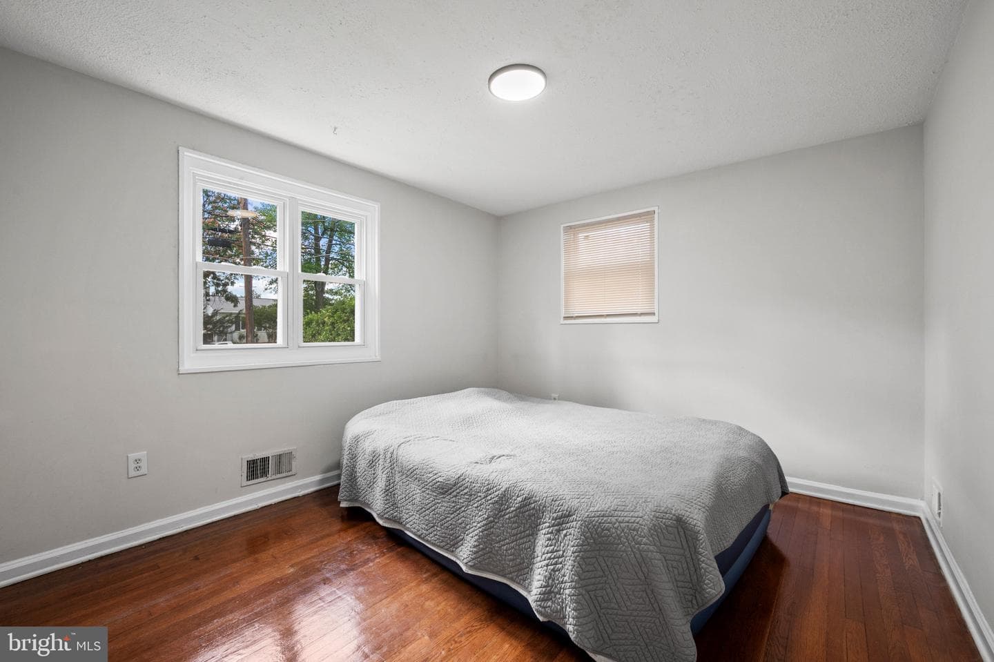 12405 Bushey Drive photo 9