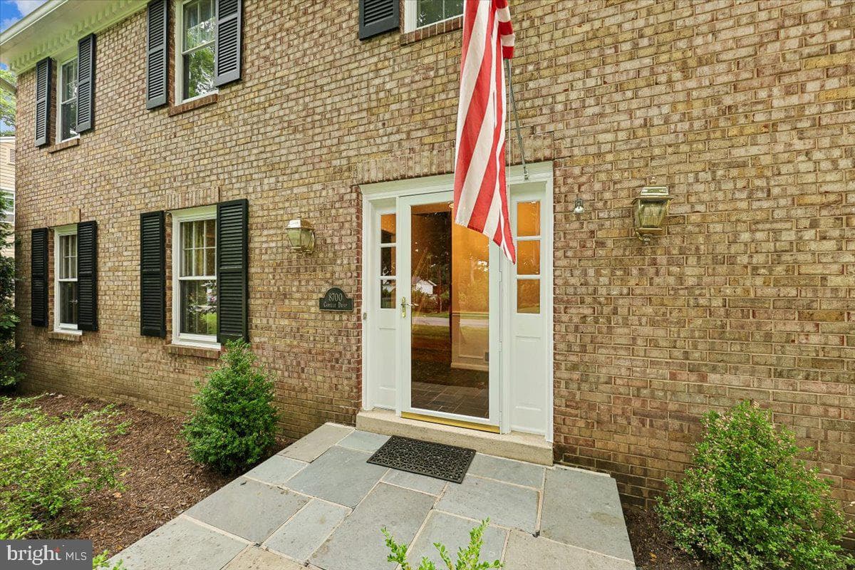 8700 Camille Drive photo 3